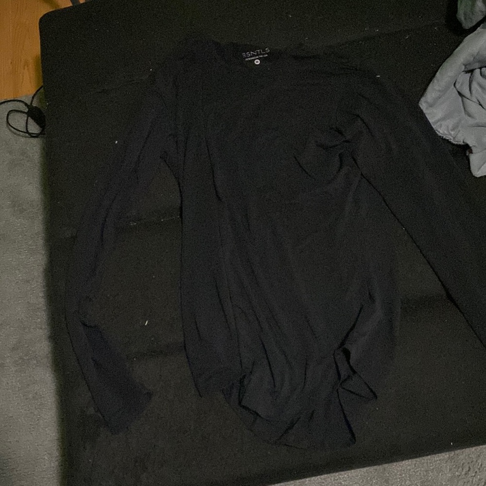 Mens long sleeve black t shirt medium